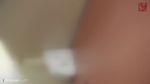         【洗面所突入レポート　103】至近距離!!3人組　談笑しながら順番に開脚してくれた
    