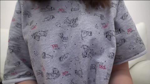         HD画質 小柄でキュートな娘。素朴さとエロさが融合したのほほんな美人。無
    