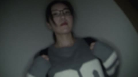         見た目は地味だけど、、体も中身も最高にエロい上京ガールにイタズラ
    