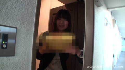         赤外線シリーズ！夜這いの基本は睡眠薬を飲ませろ！！真○千鶴
    