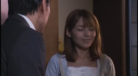         レイプ動画。旦那の帰りを待つ美人妻がセールスマンにレイプされる
    