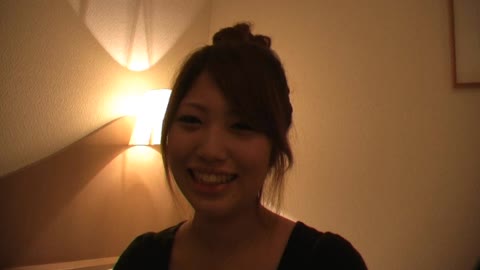         若妻で５か月の妊婦。ぽっこりお腹の出た１８歳MISAK*ちゃんに中出し
    