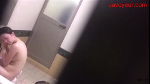         完全オリジナル！女子寮の風呂盗撮
    