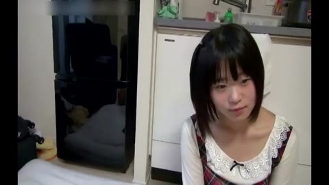         チョロ毛の童顔ちゃん円に挑戦
    