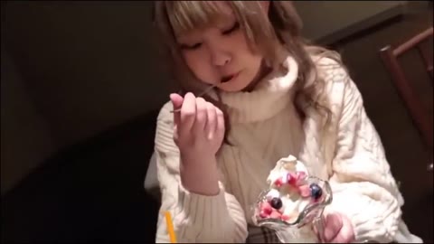         【無ナカ素人28】金髪ロリ奉仕姿勢満点で２発出し
    