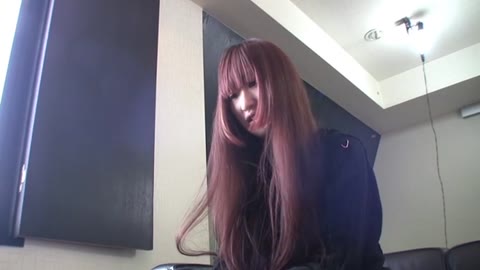         モデル志望でお洒落なパッツン娘S@naが悪徳面接官にハメられちゃう
    