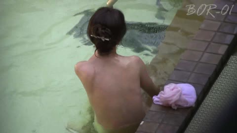         絶景。潜入。露天浴場。美女たちを盗み撮り
    