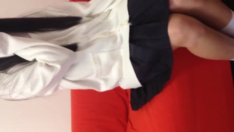         大人気。幼顔の黒髪ちっぱい娘に妊娠確実の大量中出し
    