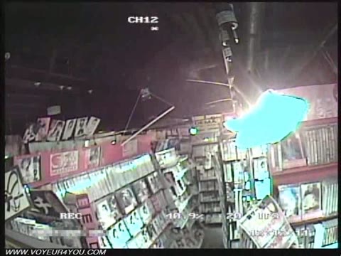         鬼畜店長・万引き女子高生を制裁エッチ
    