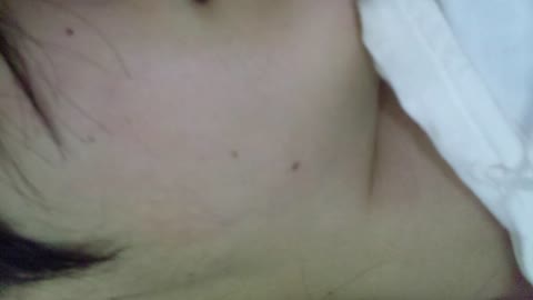         うごかない。昏睡状態の娘に生挿入する男
    